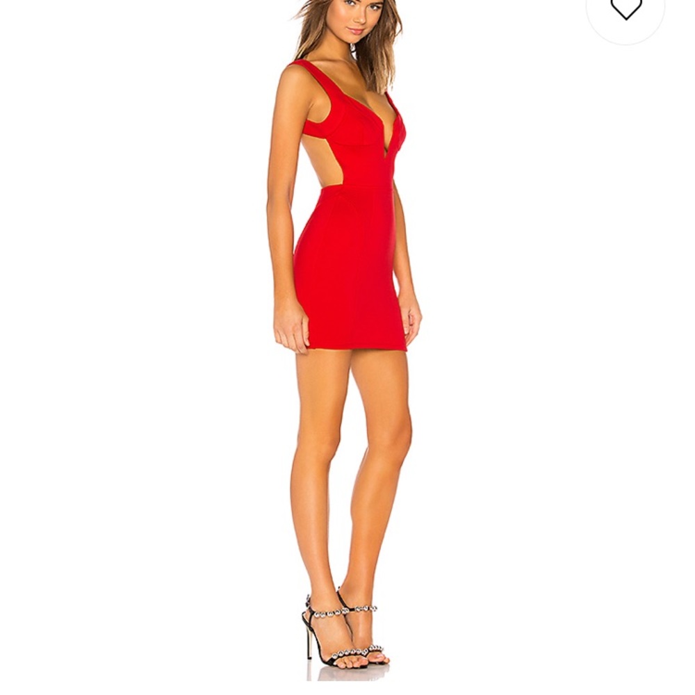 Red dress - Picture 3 of 4